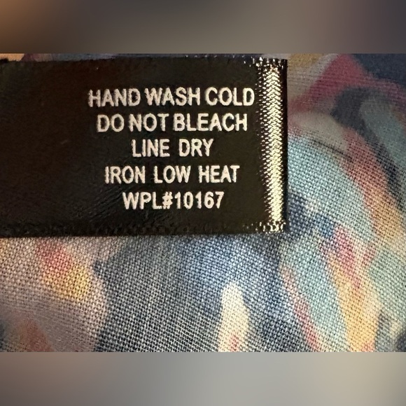 NEW w/Tags AQUA button up tie front cropped floral tank top Women's Size XL - Picture 3 of 7